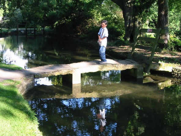 Image of
Post Bridge in village of Lower Slaughter