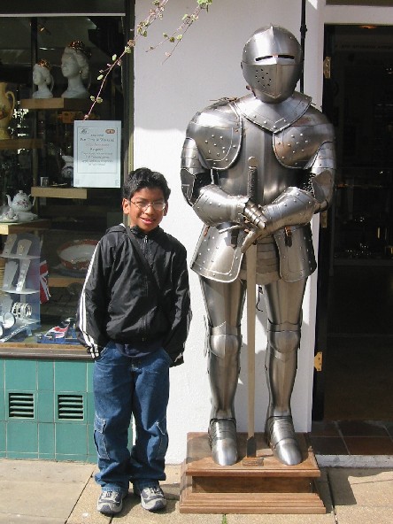 Image of Scott next to Armour.