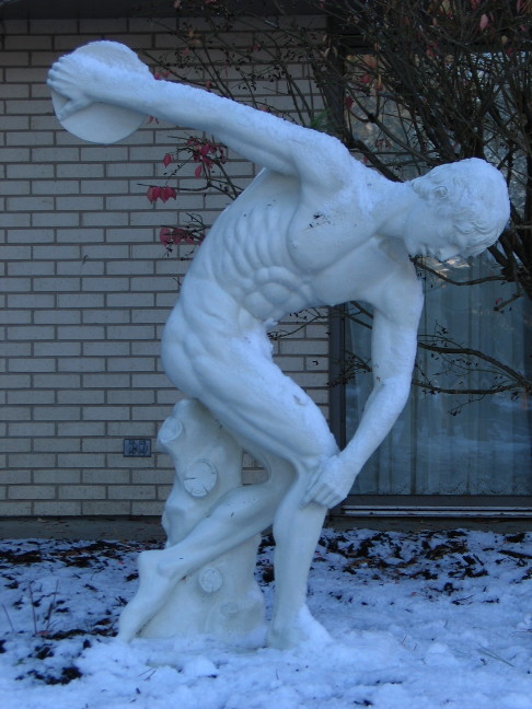 Image of Discus Thrower Statue